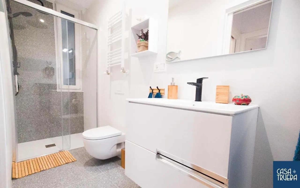 Casa Trueba, 3 habitaciones 3 baños, con desayuno San Sebastián Apartamento